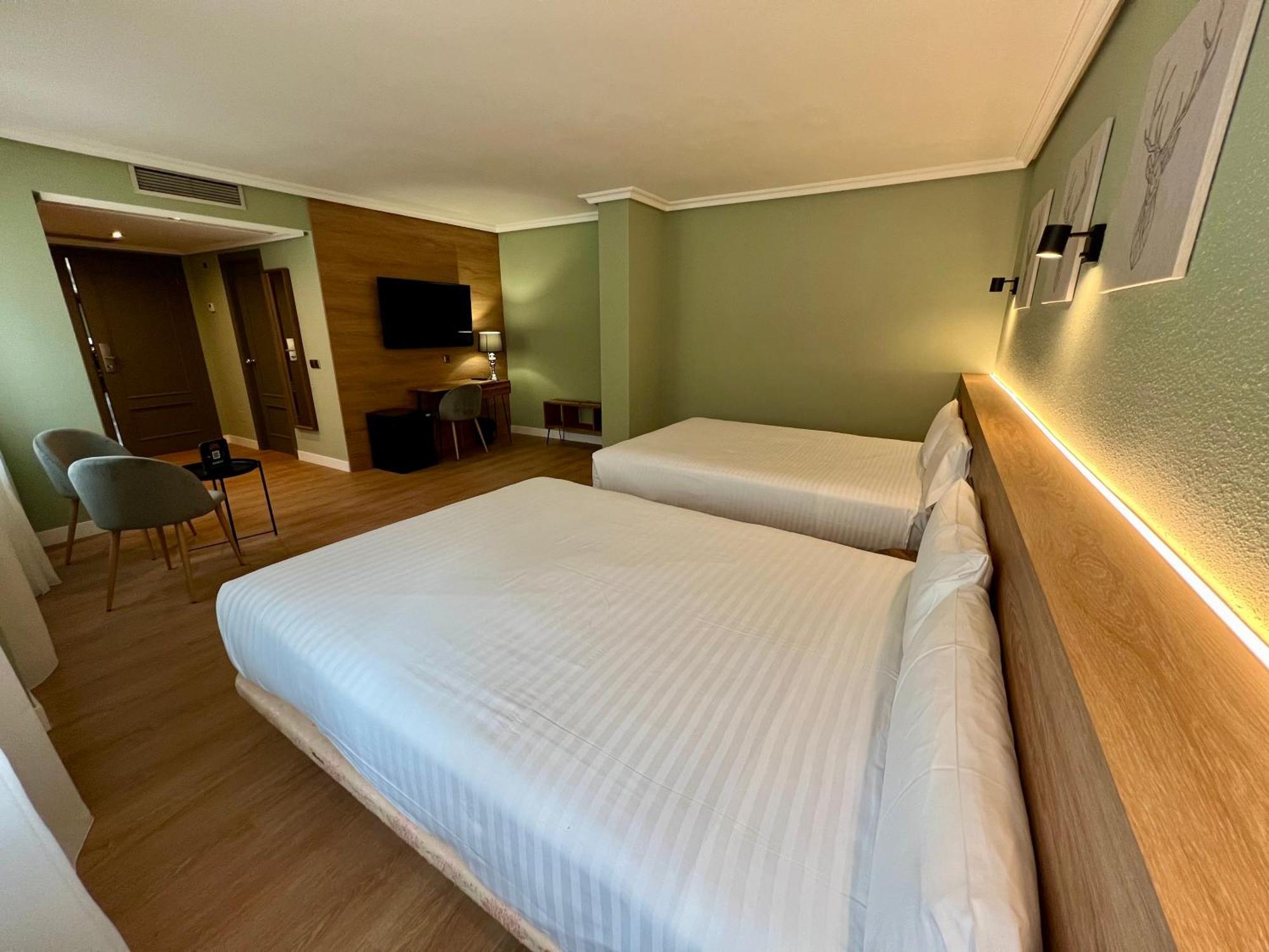 阿提拉姆帝国酒店 Sant Julià de Lòria 外观 照片