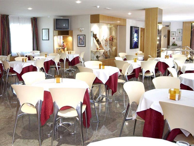 阿提拉姆帝国酒店 Sant Julià de Lòria 外观 照片